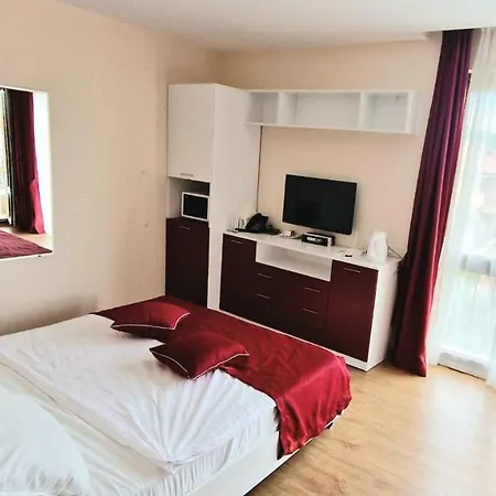 Apartment Studio With Balcony, 10m Away From See, In 4 Star Resort, Sveti Vlas